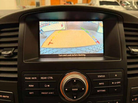 2011 Nissan Pathfinder Silver Edition