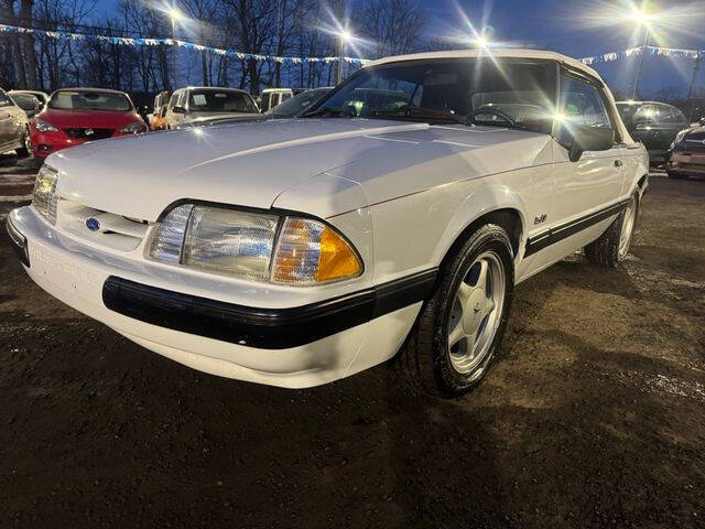 1990 Ford Mustang