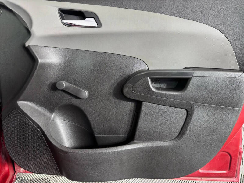 2012 Chevrolet Sonic LS