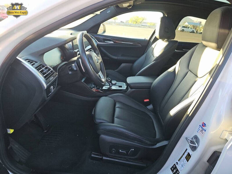 2024 BMW X4 xDrive30i