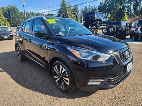 2020 Nissan Kicks SR