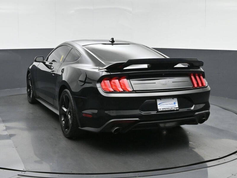 2021 Ford Mustang EcoBoost