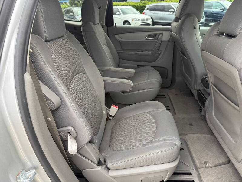 2017 Chevrolet Traverse LT