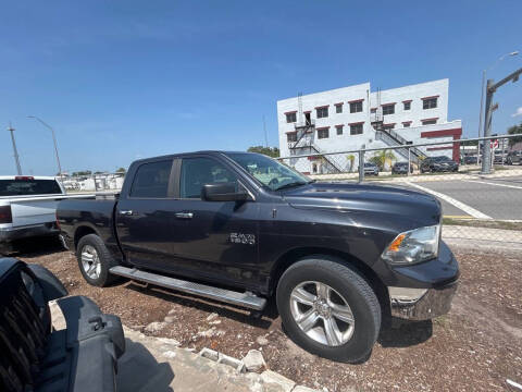 2014 RAM 1500 SLT