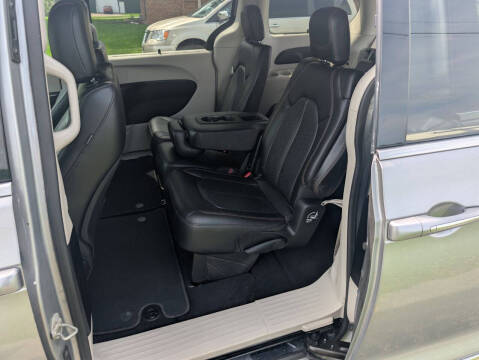 2018 Chrysler Pacifica Touring L