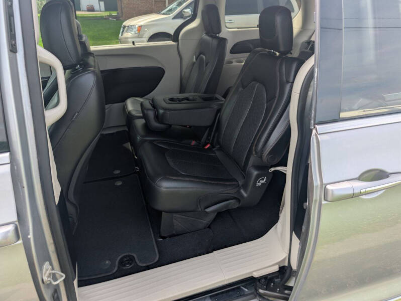 2018 Chrysler Pacifica Touring L