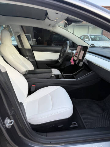 2020 Tesla Model 3 Standard Range Plus