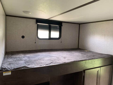 2020 Dutchmen Coleman Lantern 337BH