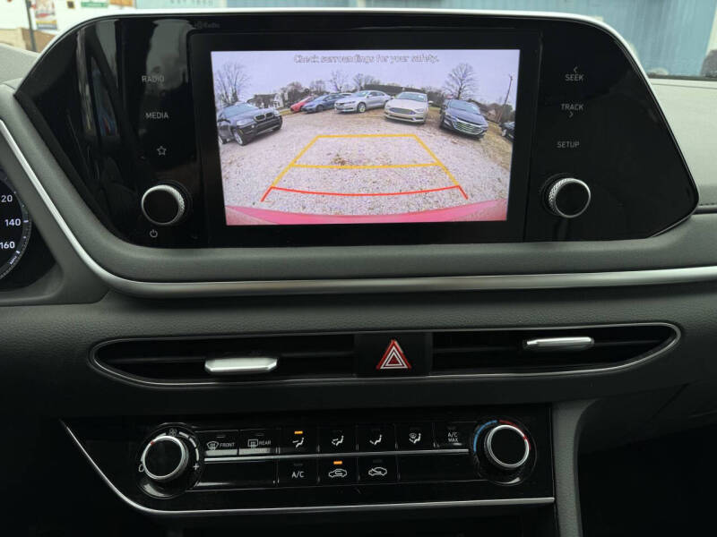 2022 Hyundai Sonata SE