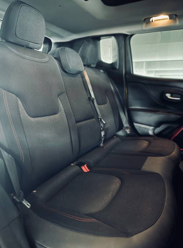 2015 Jeep Renegade Trailhawk