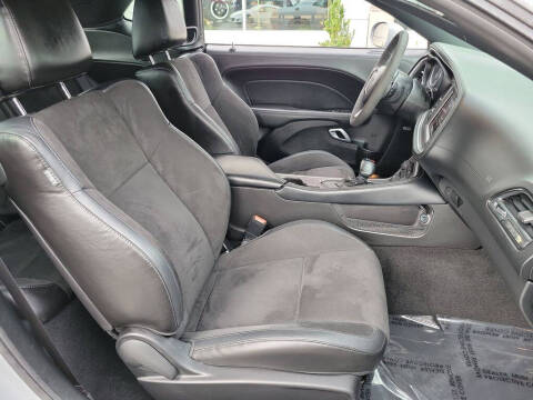 2022 Dodge Challenger