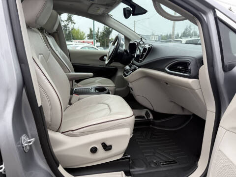 2017 Chrysler Pacifica Limited