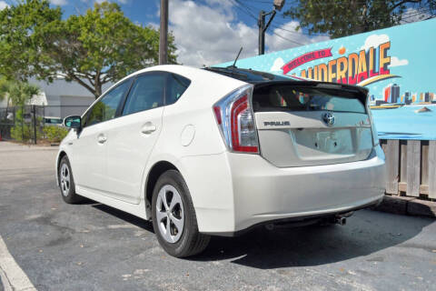 2015 Toyota Prius Three