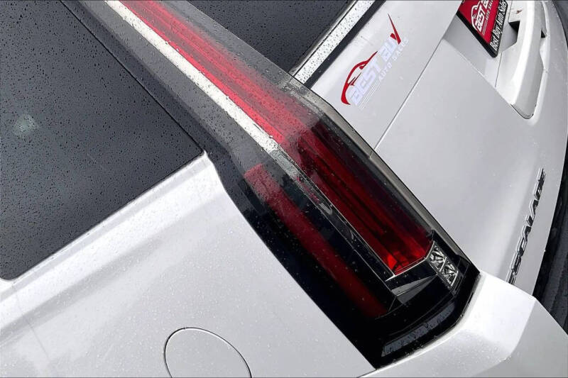 2018 Cadillac Escalade Luxury