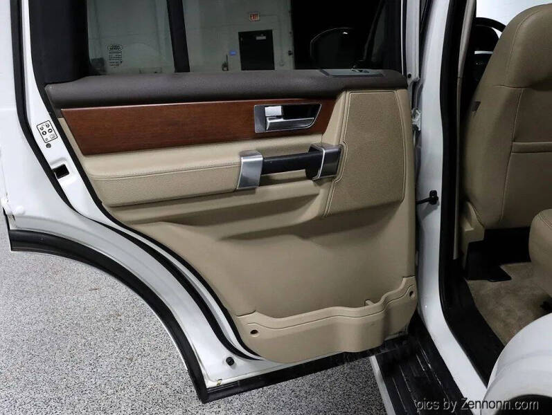 2016 Land Rover LR4 HSE