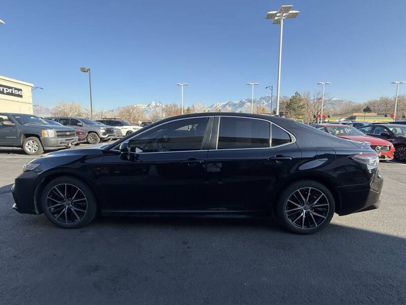 2021 Toyota Camry SE