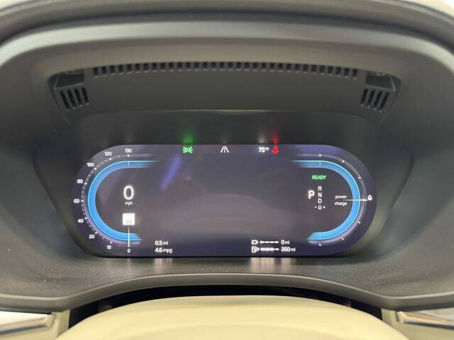 2022 Volvo XC60 Recharge T8 Inscription