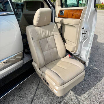 2011 Lincoln Navigator