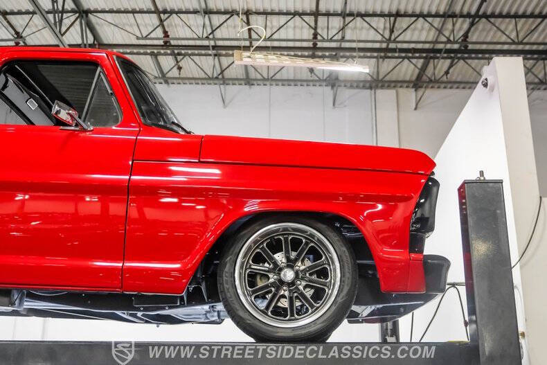 1967 Ford F-100
