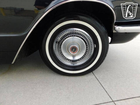 1966 Ford Thunderbird