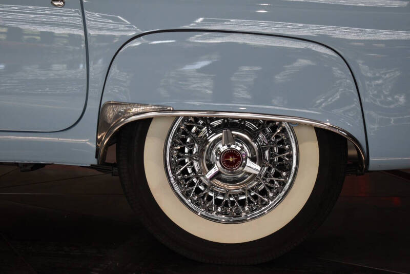 1957 Ford Thunderbird