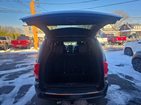 2015 Dodge Grand Caravan R/T