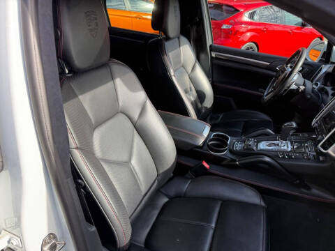 2017 Porsche Cayenne Turbo