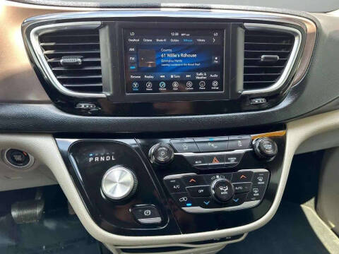 2018 Chrysler Pacifica Touring L