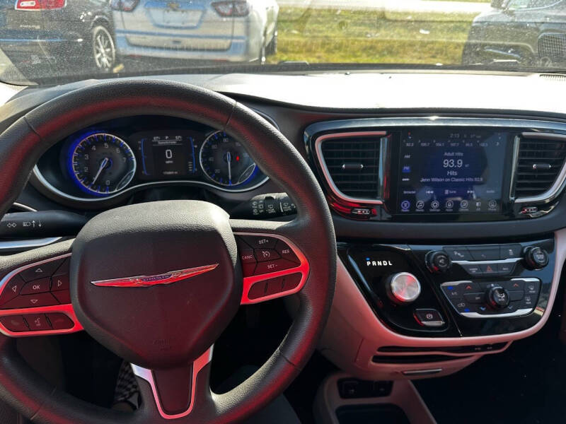 2017 Chrysler Pacifica Touring