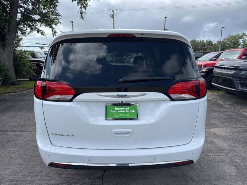 2020 Chrysler Pacifica Touring
