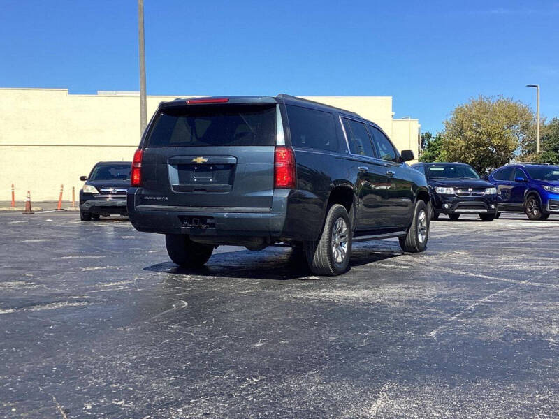 2019 Chevrolet Suburban LT