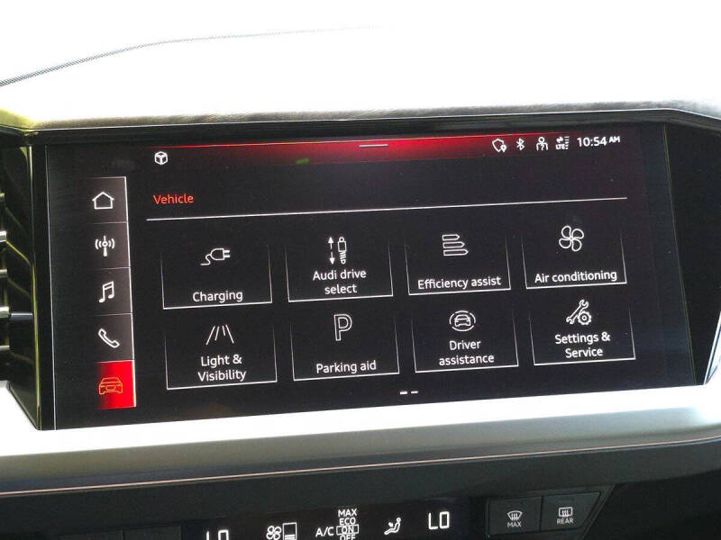 2023 Audi Q4 e-tron quattro Premium 50