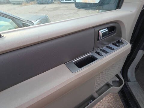 2011 Ford Expedition EL XLT