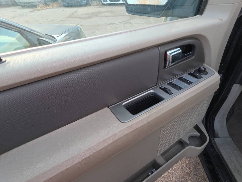 2011 Ford Expedition EL XLT