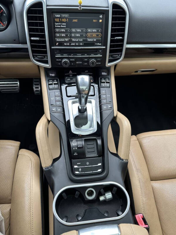 2016 Porsche Cayenne S