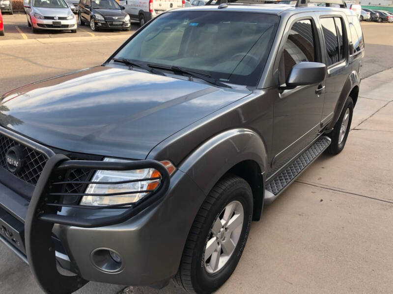 2008 Nissan Pathfinder for sale at STATEWIDE AUTOMOTIVE LLC in Englewood CO
