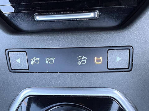 2018 Land Rover Range Rover Evoque SE Premium