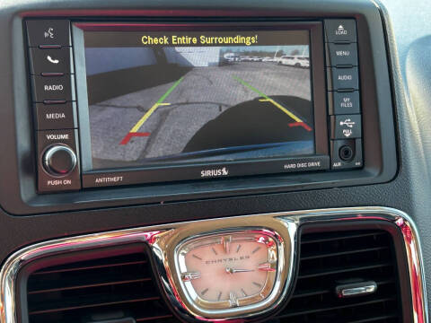 2015 Chrysler Town and Country Touring