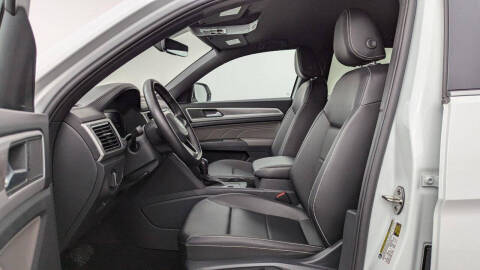 2023 Volkswagen Atlas Cross Sport SE