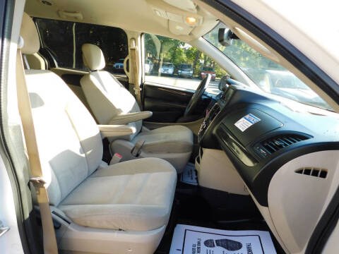 2018 Dodge Grand Caravan SE Plus