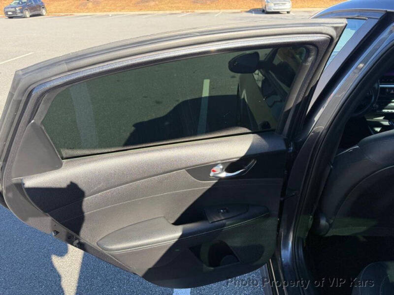 2022 Kia Forte GT Line