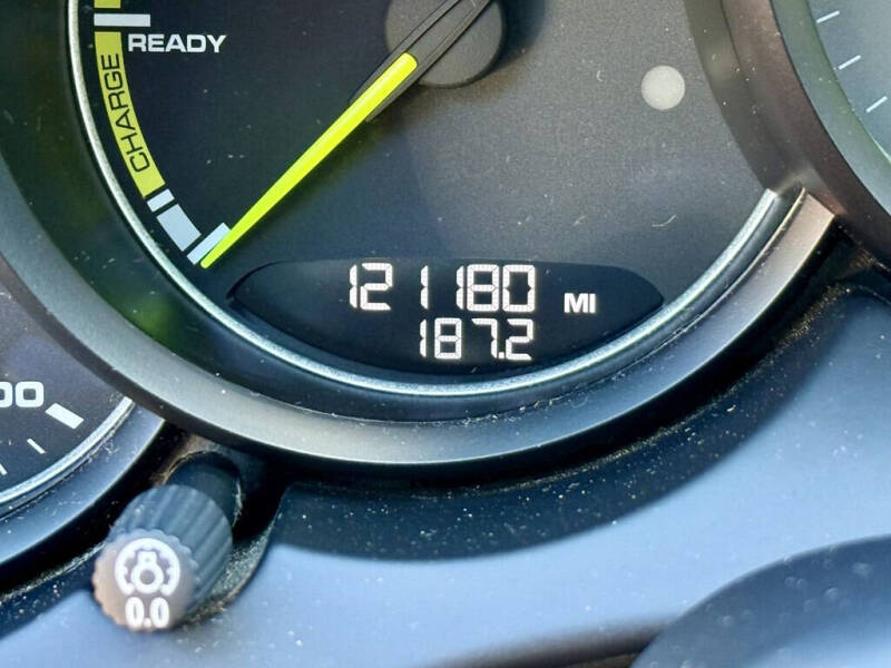 2016 Porsche Cayenne S E-Hybrid