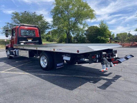 2024 Mack MD6