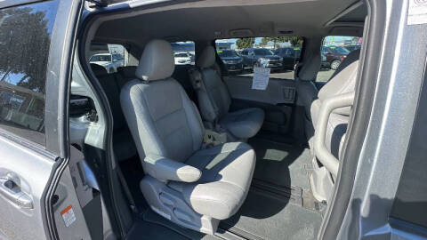 2017 Toyota Sienna