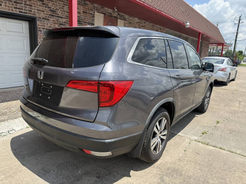 2017 Honda Pilot EX