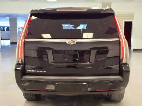 2020 Cadillac Escalade Luxury