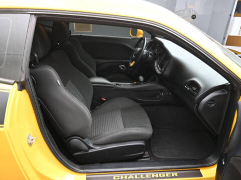 2017 Dodge Challenger R/T Plus