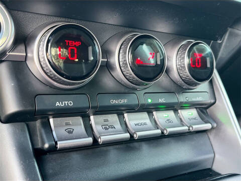 2025 Toyota GR86 Premium