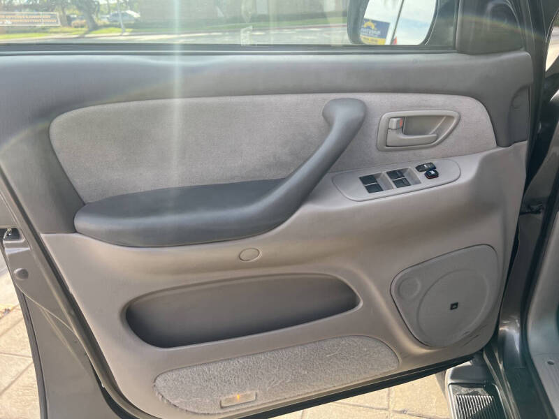 2007 Toyota Sequoia SR5