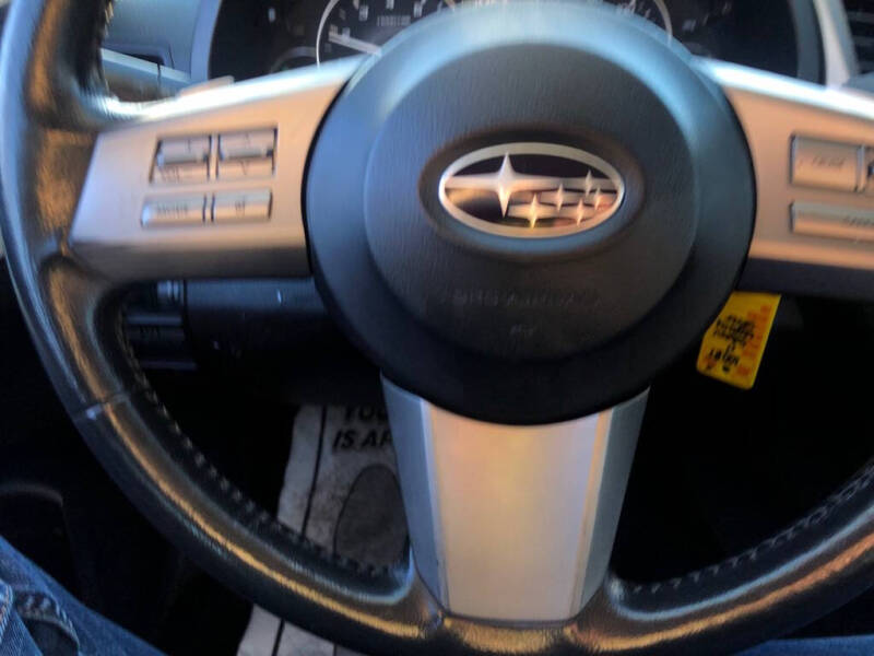 2011 Subaru Legacy 2.5i Premium